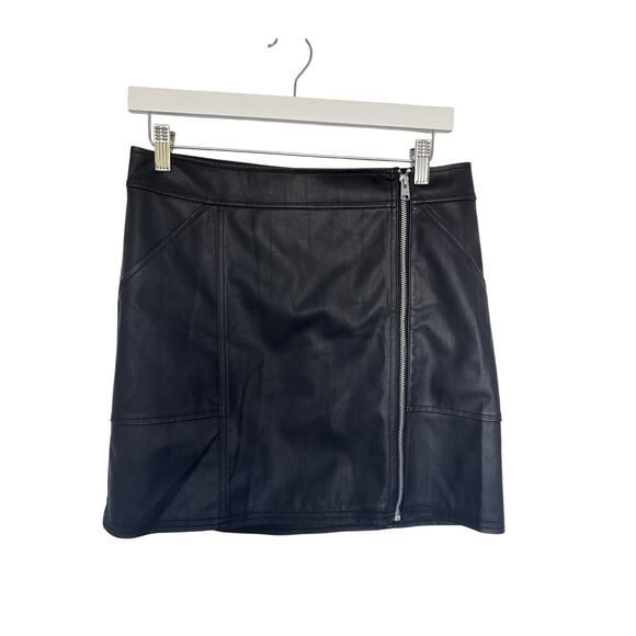 NWT Express Faux Leather Moto Zip Skirt, 8 - Picture 1 of 7